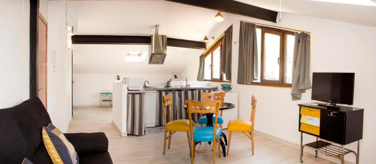 Apartamentos Puenteviejo Arenas de San Pedro Esterno foto