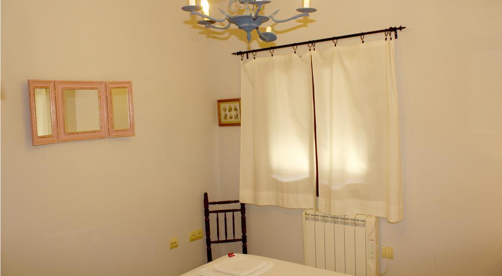 Apartamentos Puenteviejo Arenas de San Pedro Camera foto