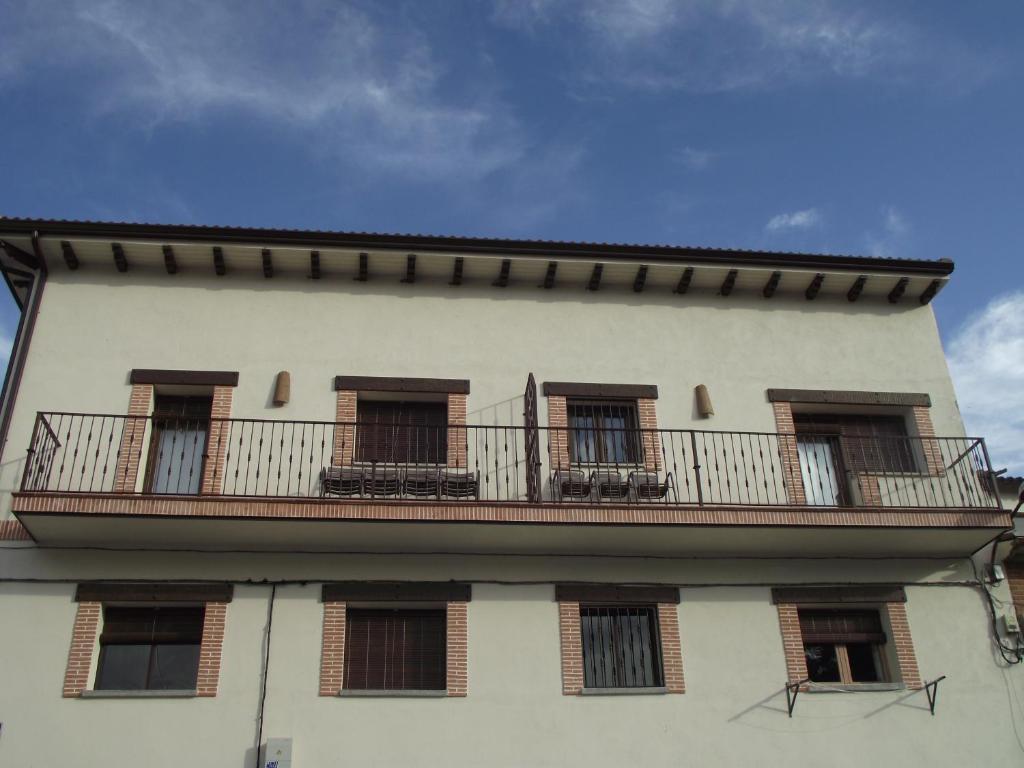 Apartamentos Puenteviejo Arenas de San Pedro Esterno foto